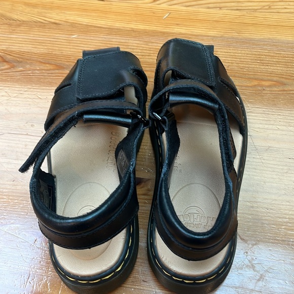 Dr. Martens Moby ll J Black Sandals Kids Sz 2 Unisex Open Hook and Loop Velcro - Picture 4 of 11